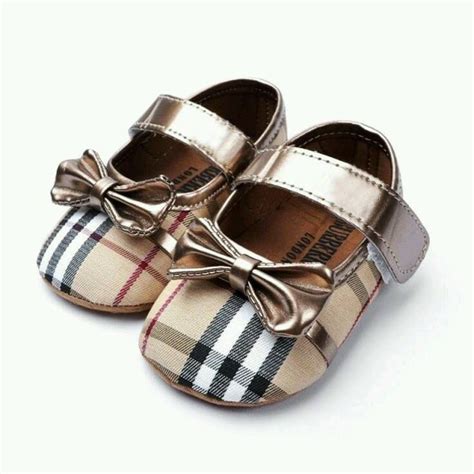 chaussure bébé burberry|Chaussures de luxe pour bébé .